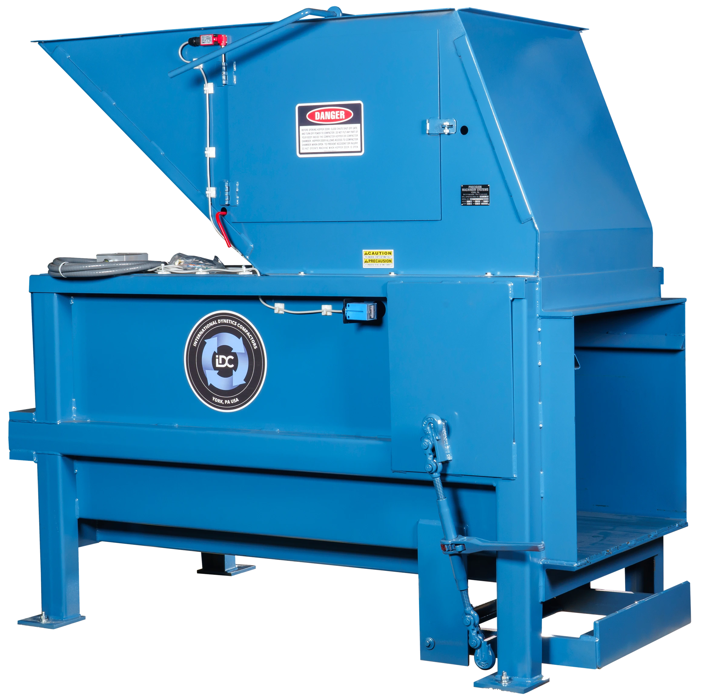 International Dynetics 820